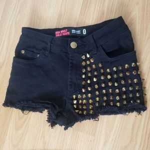 ⚘2 for $16 High Waisted Studded Cutoff Shorts